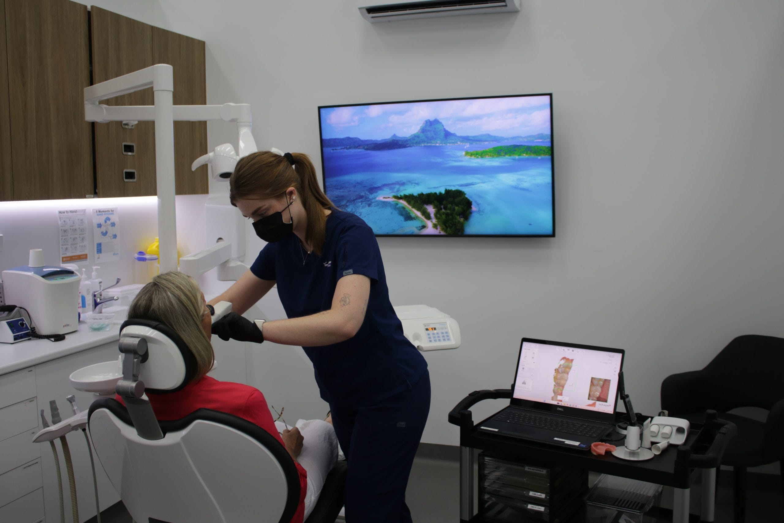 denture clinic Burleigh, QLD